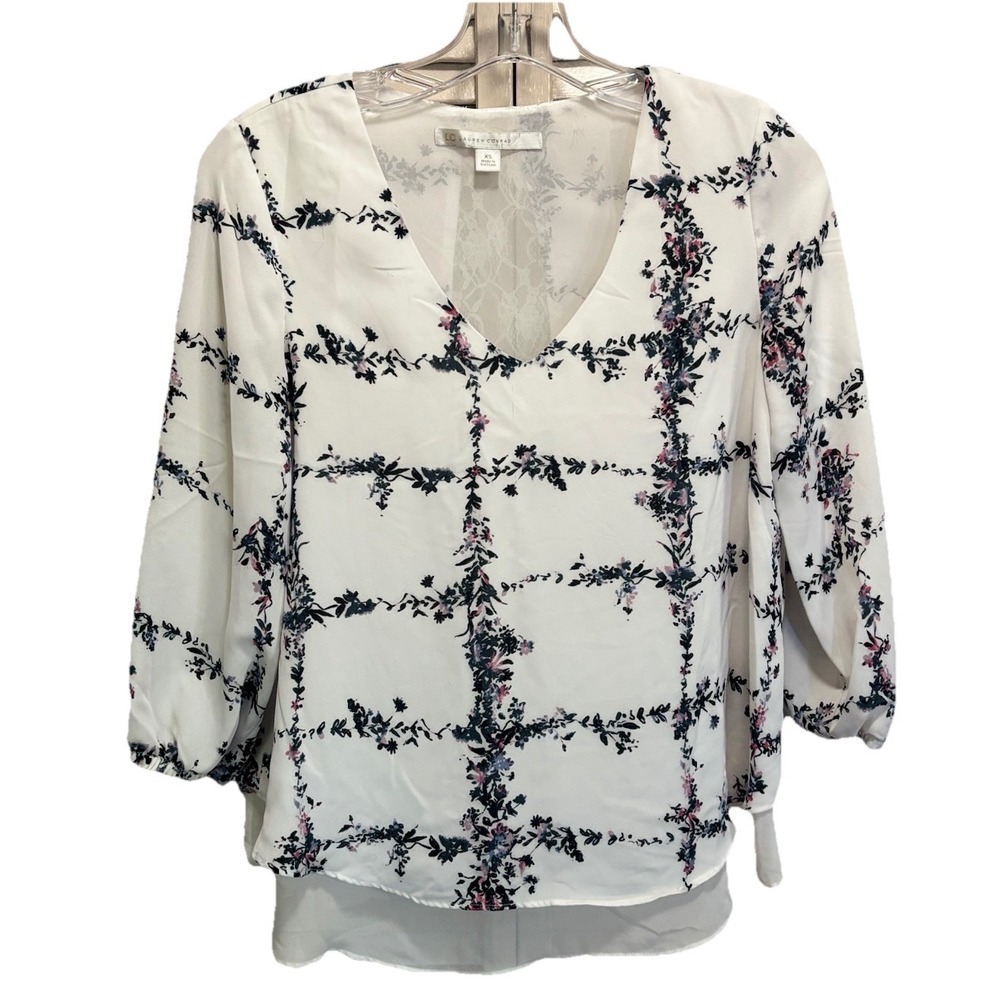 LC Lauren Conrad Floral Blouse Chiffon Size XS‎ V Neck 3/4 Sleeve